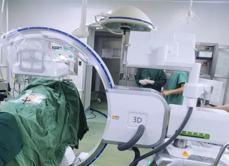 C臂機保護(hù)套在術(shù)中的正確使用方法