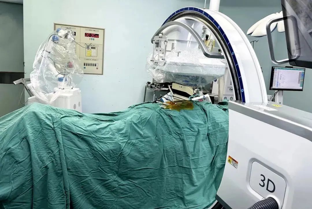 C臂機保護套在術(shù)中的使用
